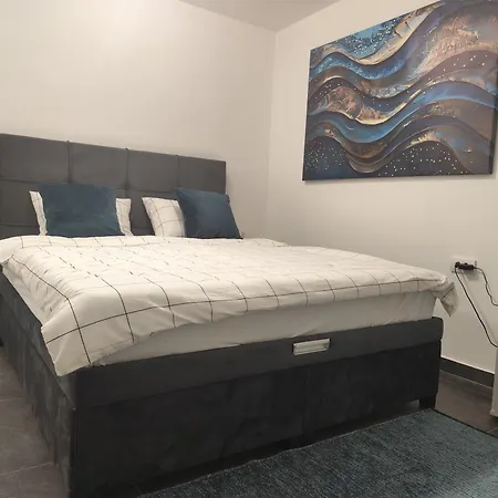 Apartment Nomad *
